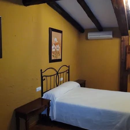Restaurante Buitreras Hotel *