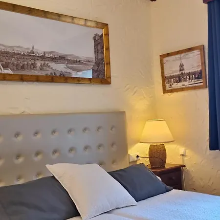 Restaurante Buitreras Hotel *